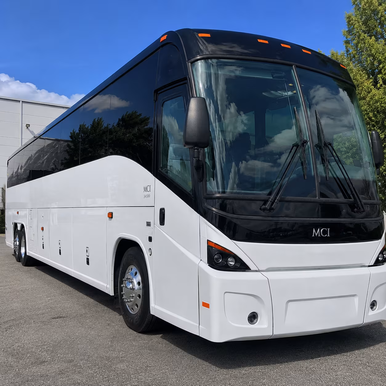 charter buses to seattle and the i 5 corridor from bellingham
