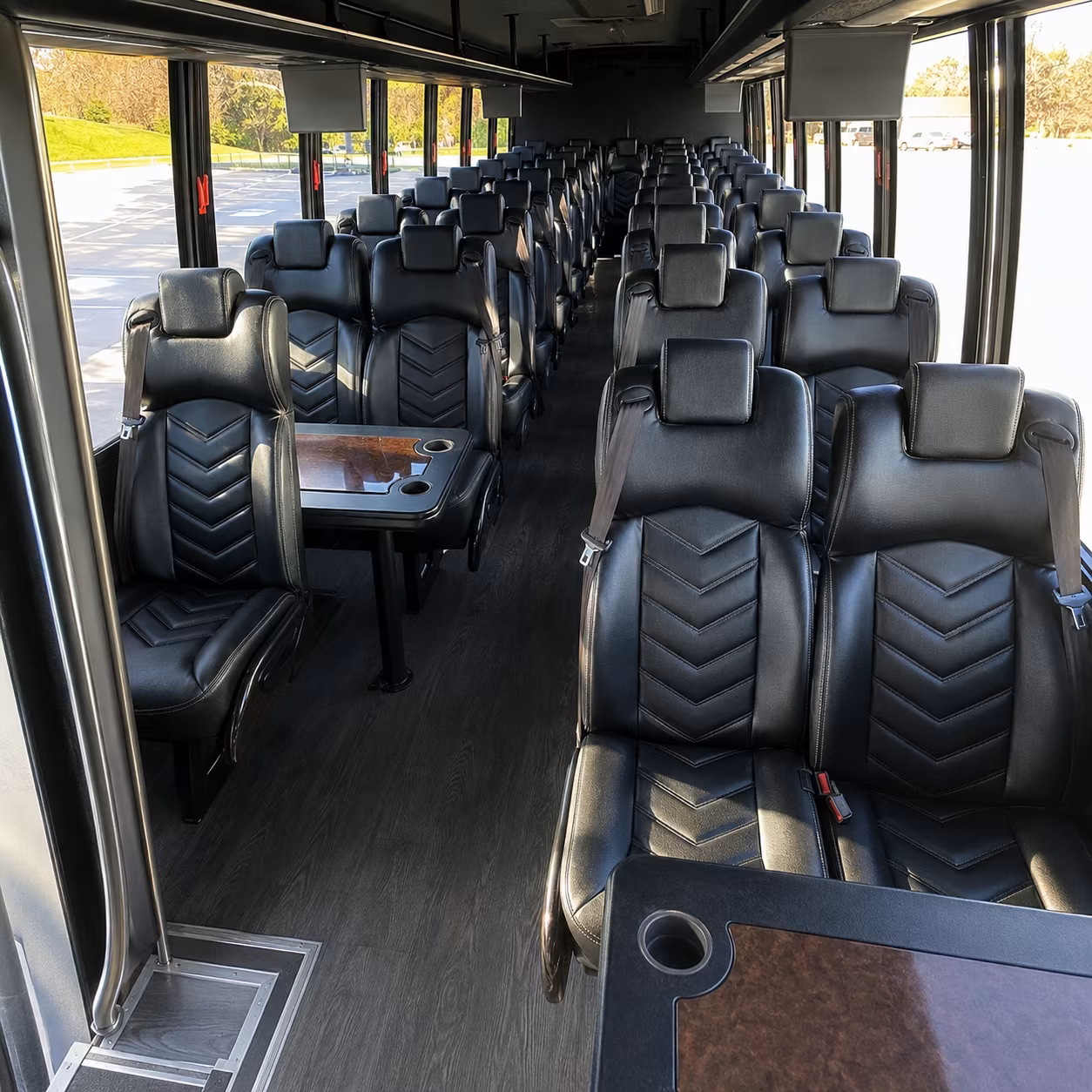minibus rentals for chuckanut drive and waterfront venue weddings